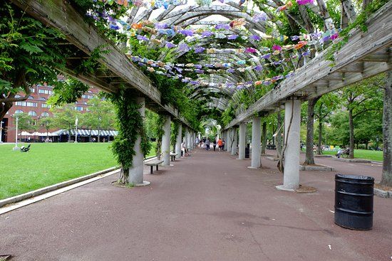 Christopher Columbus Waterfront Park